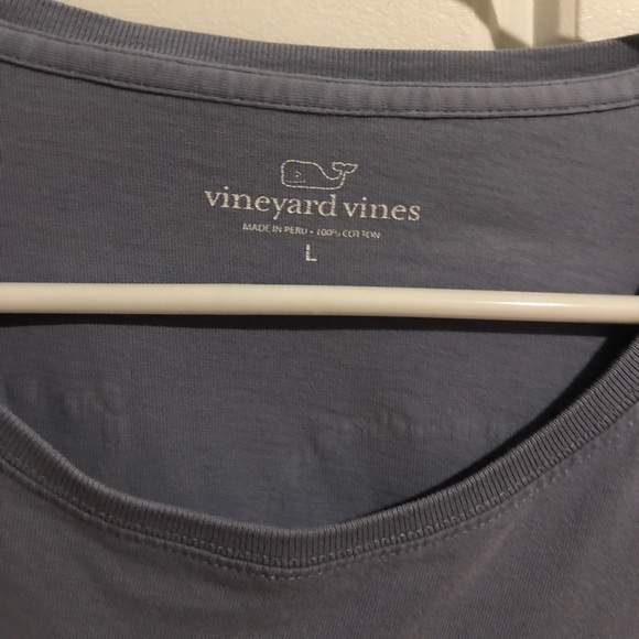 Vineyard vines long sleeve - Picture 3 of 4